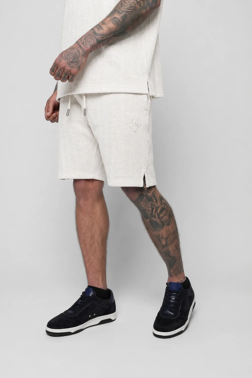 MID SEASON SALE